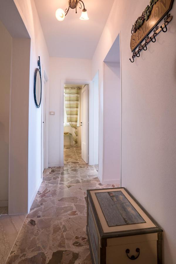 Maniace Sea View Apartment By Ortigia Apartments Syrakusa Exteriör bild